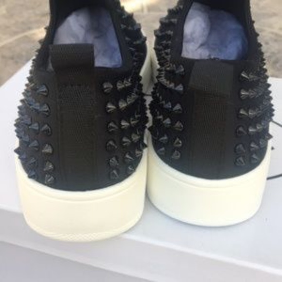 NEW STEVE MADDEN Baxon Black with Studs Sneakers - Picture 4 of 7